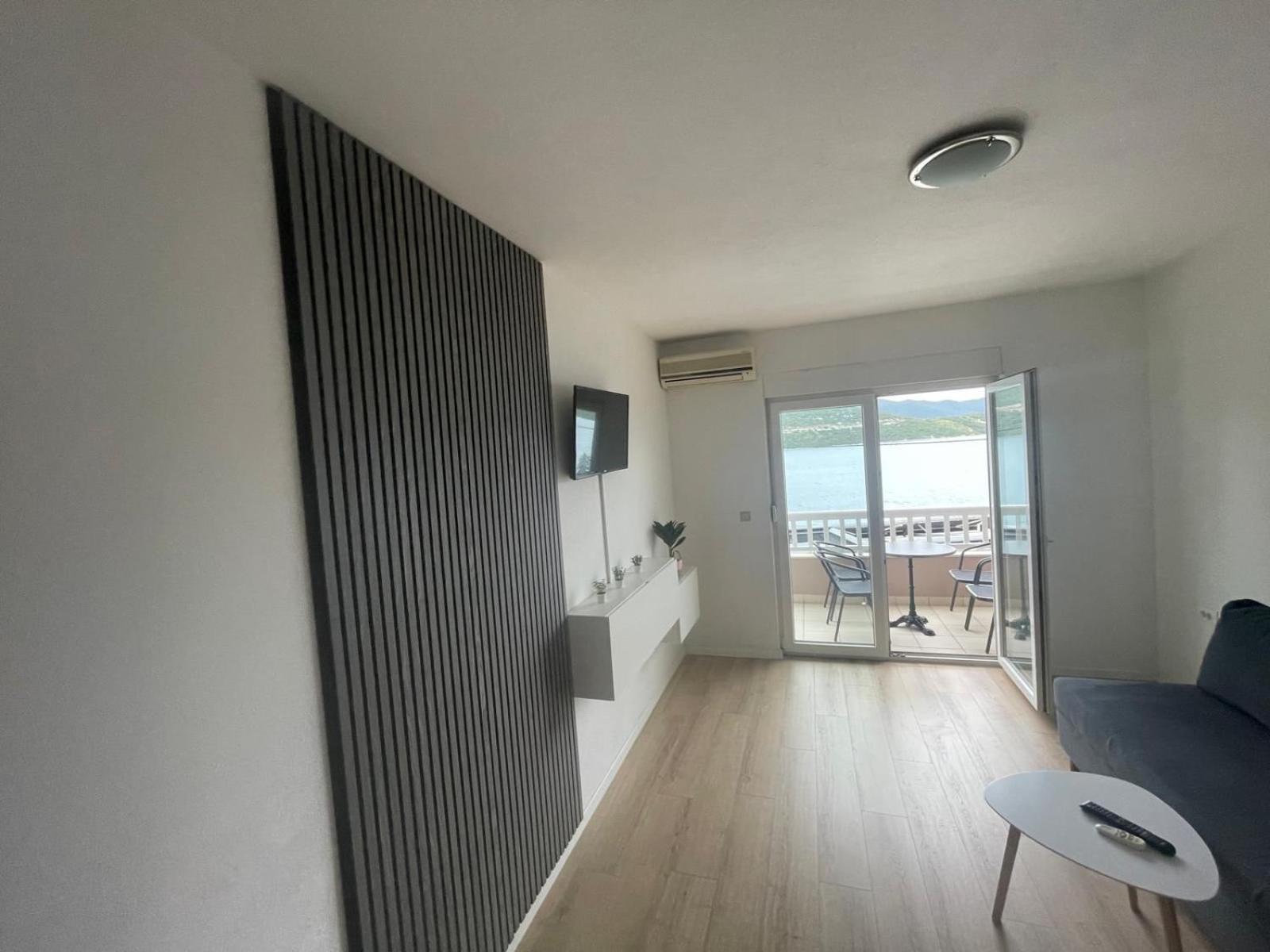 נאום Apartments Kristic מראה חיצוני תמונה