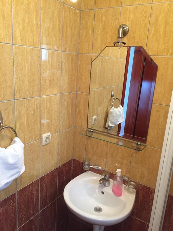 נאום Apartments Kristic מראה חיצוני תמונה