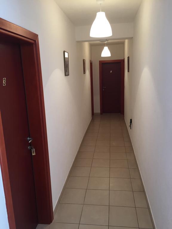נאום Apartments Kristic מראה חיצוני תמונה